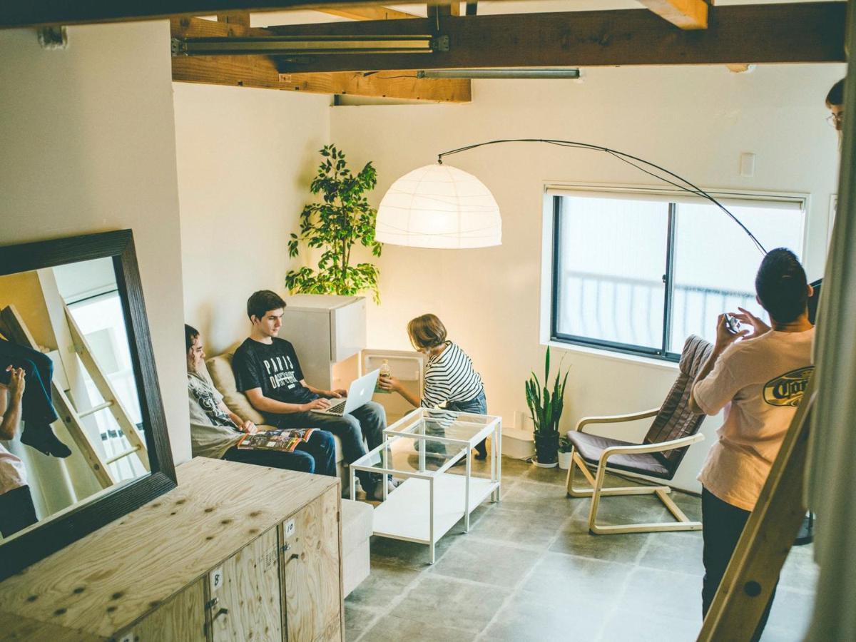 Hippo Hostel And Cafe Bar 大阪 外观 照片